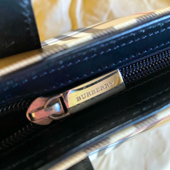 BURBERRY Nova Check Tote Shoulder Bag - Picture 3 of 8